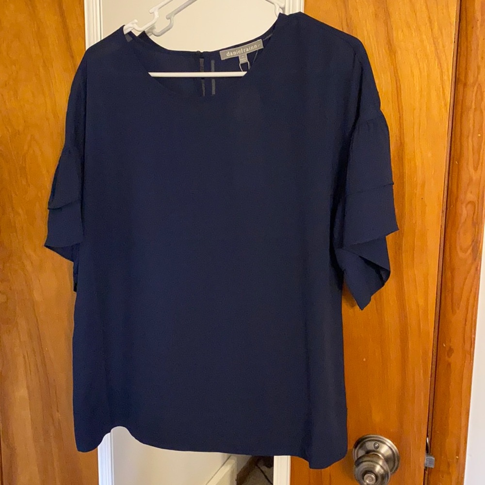 NWT! Flowy blue blouse with ruffled sleeve